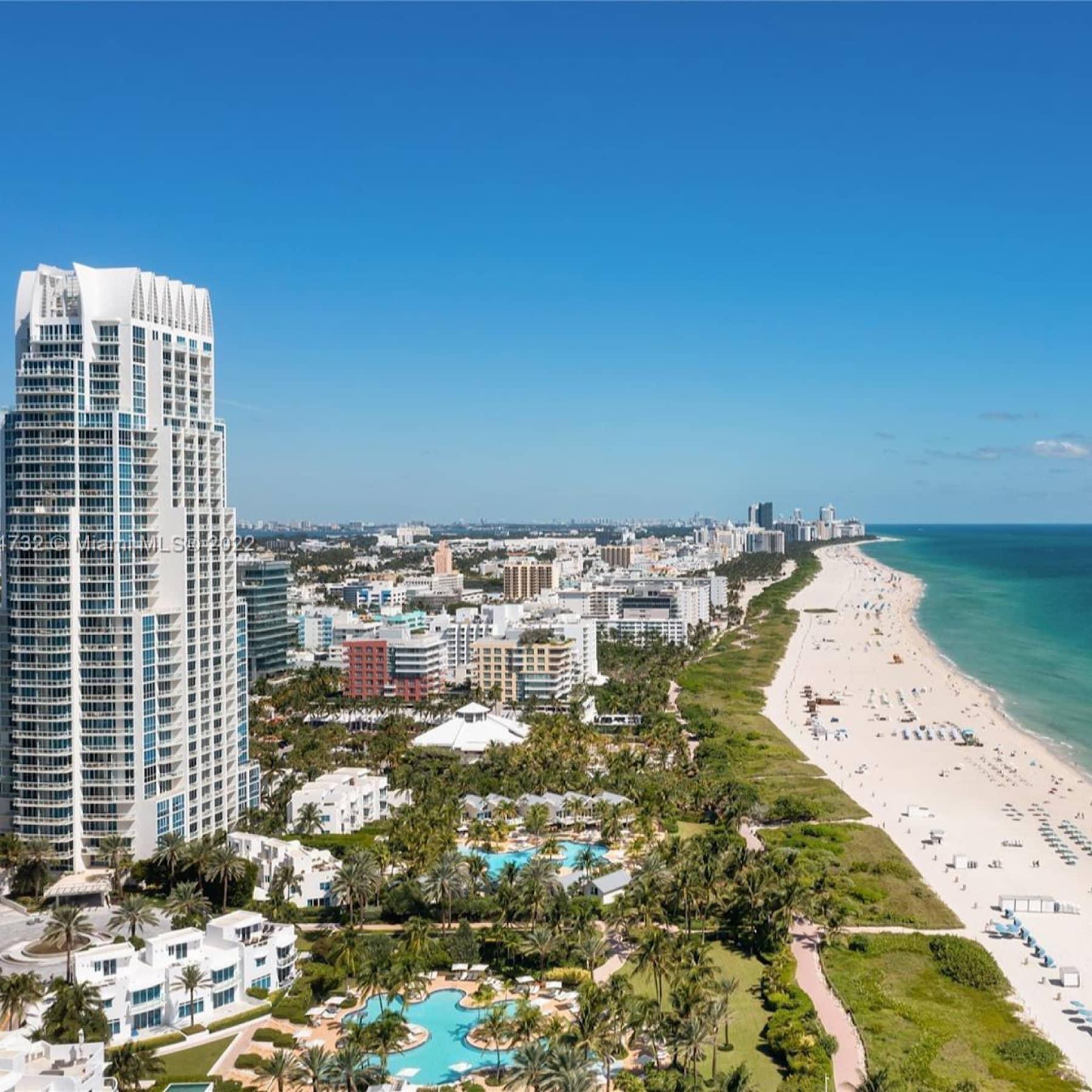 The Ideal Beachfront Life at Continuum in South Beach 